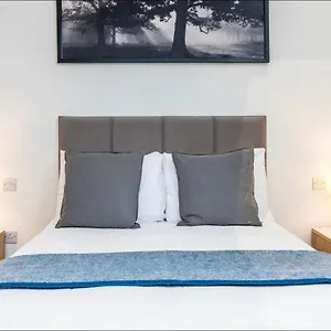 Hotel Simple, Londýn