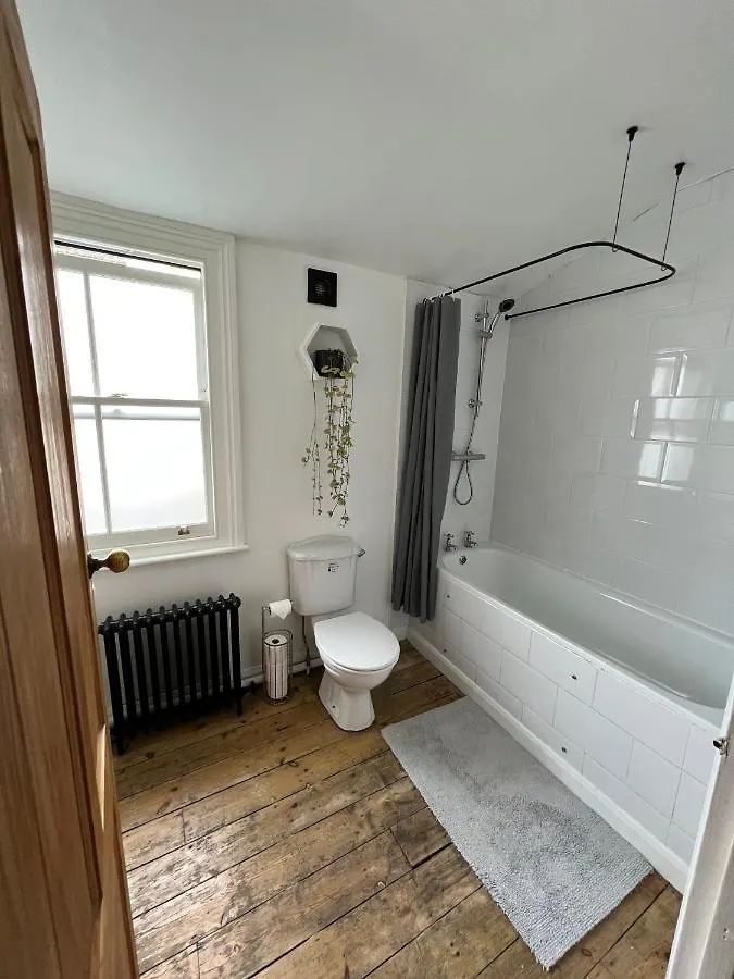 Room In Hackney London